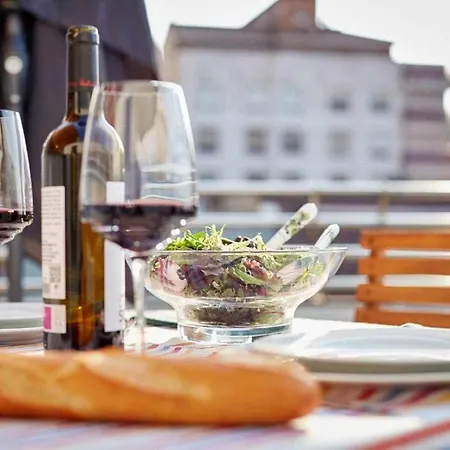 Palomar De Corrida ,atico Con Terraza Gijón