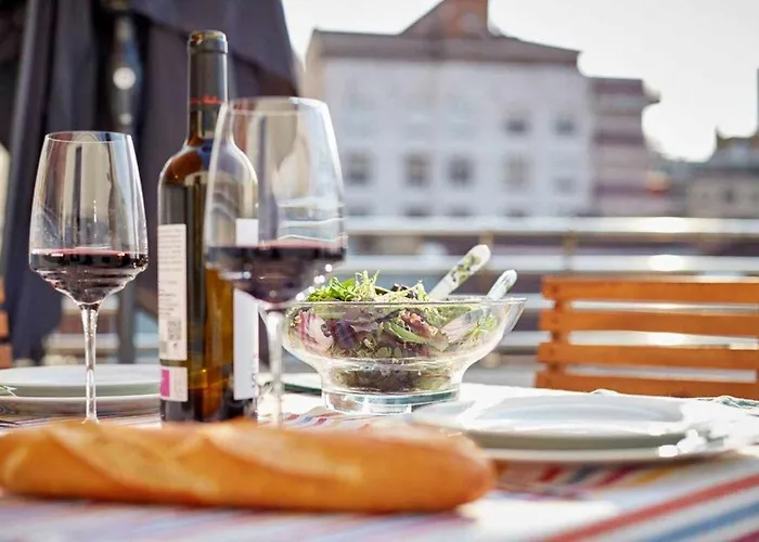 Atico Palomar De Corrida By Silastur גיחון